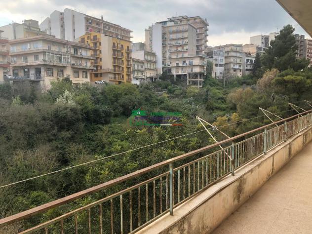 Appartamento al piano primo zona M. Schininà di mq. 125 circa.