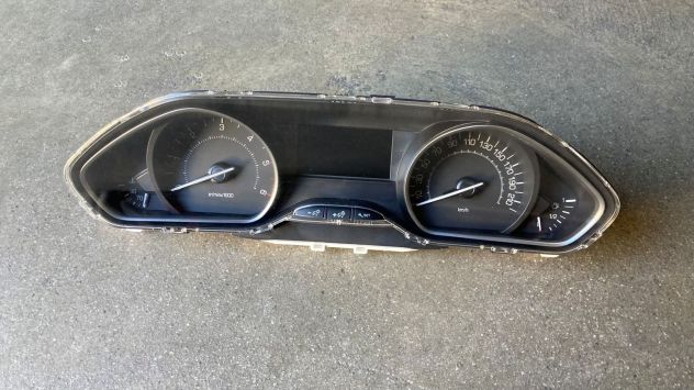Quadro strumenti Peugeot 208 1.6HDI del 2017 (9813848980)
