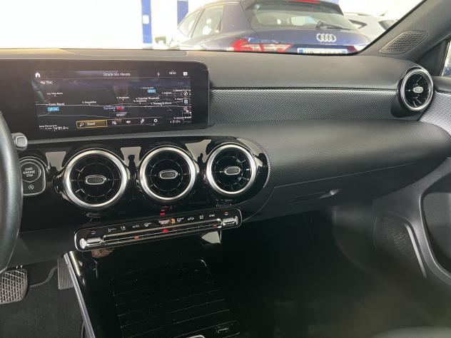 Mercedes-Benz Classe A A 180 d Automatic Sport - Foto 7