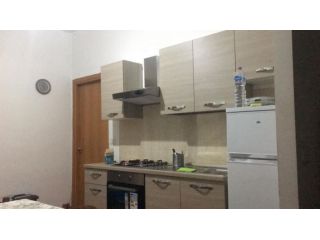 Cameretta con bagno in camera arredata Ostia Promontori