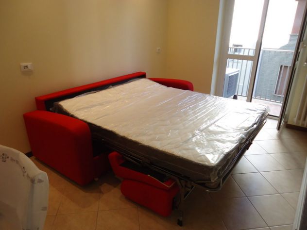 Piazza Napoli moderno ristrutturato climatizzato cabina armadio e box auto - Foto 19
