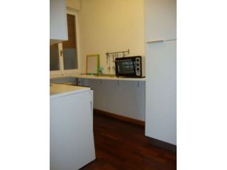 zona residenziale appartamento con posto auto