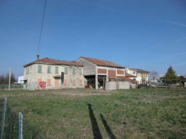 Rustico / Casale di 2300 m² con più di 5 locali in vendita a Selvazzano Dentro - Foto 2