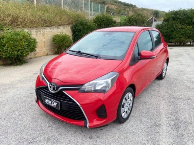 TOYOTA Yaris 1.0 5 porte Cool rif. 24027112