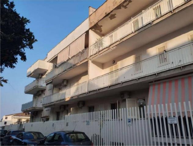 Immobile in asta di 119 m², box auto in vendita a Giugliano in Campania - Foto 4