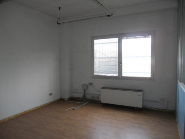 Immobile di 495 m² con più di 5 locali in vendita a Pero - Foto 10