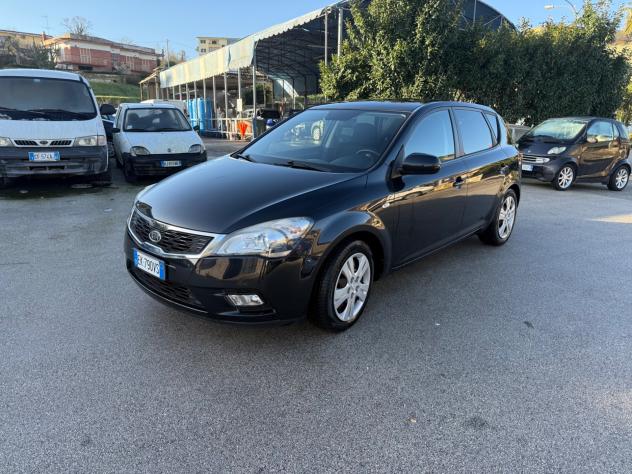 Kia Ceed cee'd 1.4 90CV 5p. LX - Foto 5