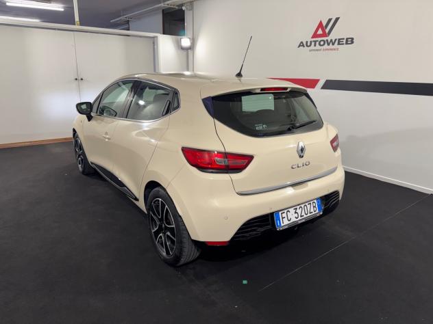 Renault Clio 1.2 75CV 5 porteDUEL - Foto 6