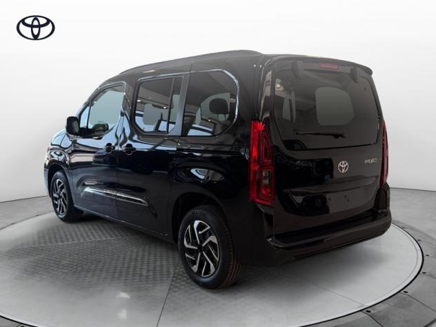 Toyota Proace City Verso 1.5D 130CV M/T L1 Executive - Foto 4