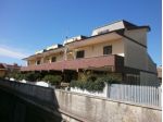 martin pescatore villa 3 livelli con giardino