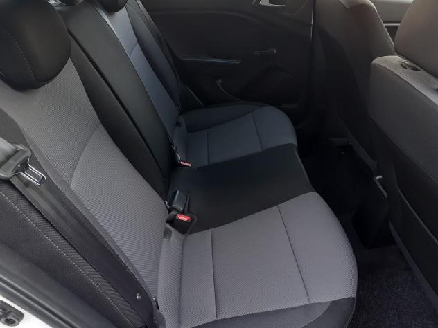 Hyundai i20 1.1 CRDi 12V 5P GARANZIA-KM CERTIFIC-1°PTOP - Foto 9