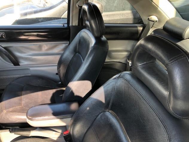 Volkswagen New Beetle 2.0 GPL - Foto 9