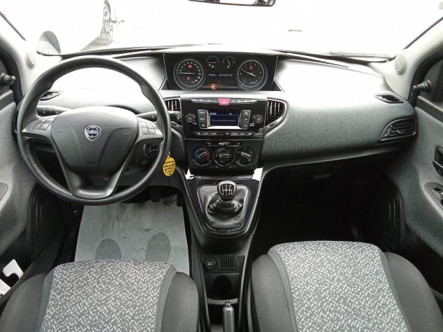 Lancia Ypsilon 1.0 Hybrid 70cv Gold - Foto 5
