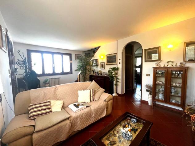 VILLINO di 6 vani e di 230 mq (CARMIGNANO) rif. L1388_1 - Foto 6