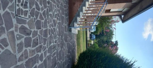 Villa di 240 m² con 4 locali e box auto in vendita a Concordia sulla Secchia - Foto 3