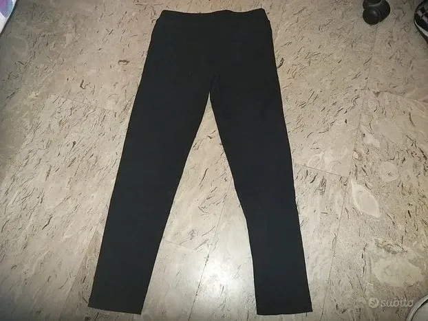 Pantalone tuta champion più Pantalone felpato bimba 6 anni In buono stato - Foto 6