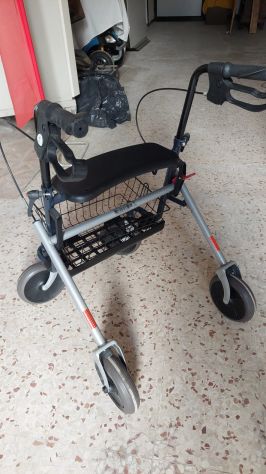 Vendesi deambulatore - girello per anziani - Foto 2