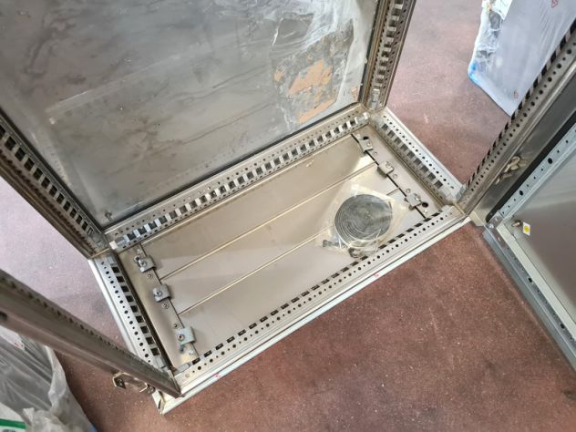 armadio per quadri elettrici inox usato - Foto 4