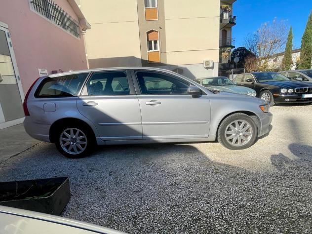 Volvo V50 2.0d RESTYLING CINGHIA SOSTITUITA - Foto 4