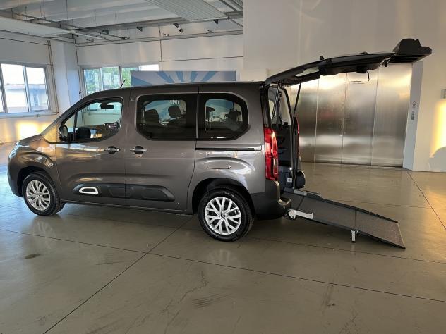 Citroën Berlingo BlueHDi 100 Stop&Start Combi Feel PEDANA DISABILI