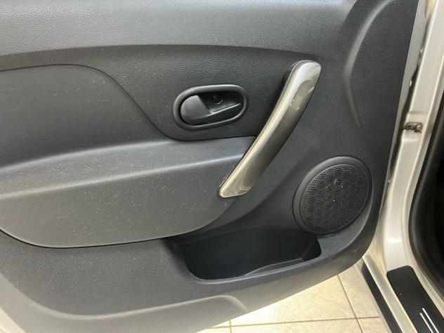 Dacia Sandero 0.9 TCe Laureate - Foto 8