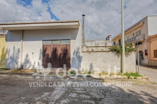 Casa indipendente di 135 m² con 5 locali e box auto in vendita a Maruggio - Foto 2