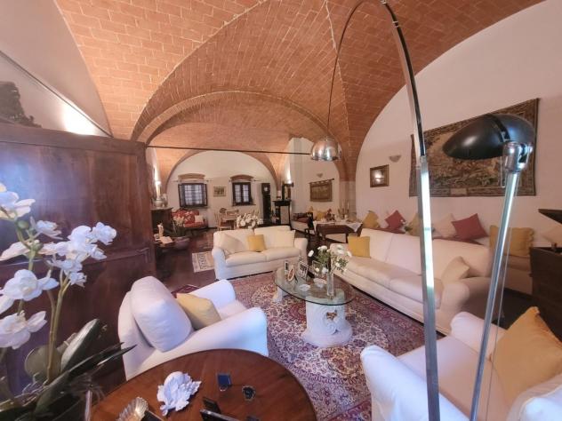 Rustico in vendita a San Martino a Ulmiano - San Giuliano Terme 340 mq Rif: 1325516