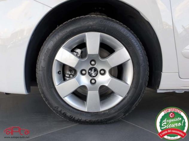 PEUGEOT 5008 BlueHDi 120 EAT6 Active 7p.ti rif. 17966752 - Foto 5
