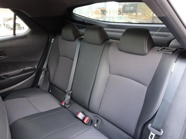 Toyota C-HR 2.0 PHEV Lounge - Foto 9
