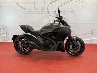Ducati Diavel DUCATI DIAVEL 1199 CARBON - YM 2019