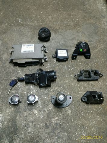 Radiatore ventola e ricambi Lancia y e Fiat Punto - Foto 9