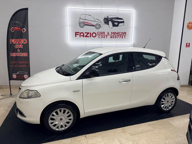 Lancia Ypsilon 1.3 MJT 95Cv - Foto 7