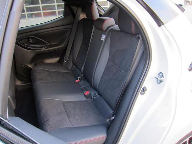 TOYOTA Yaris 1.5 HYBRID 130cv GR SPORT MODELLO 2026 NUOVE rif. 19860773 - Foto 5