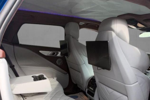BMW XM XM rif. 24207601 - Foto 8