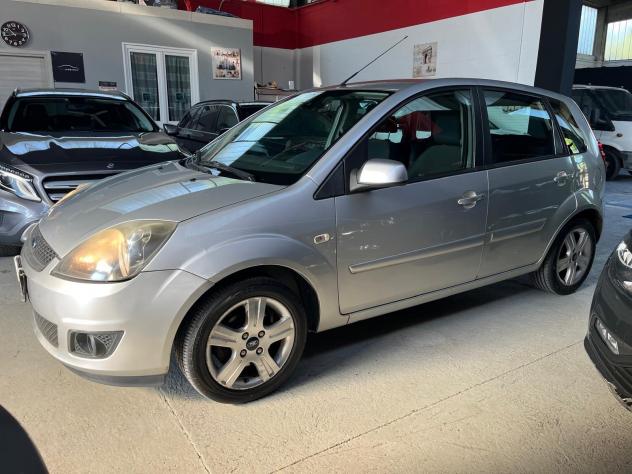 Ford Fiesta 1.2 16V 5p. Ghia - Foto 3