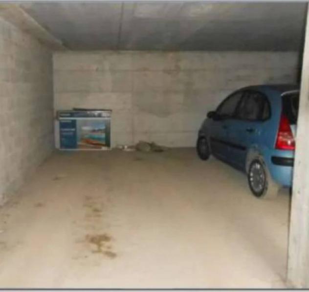 Immobile in asta di 110 m², box auto in vendita a Pozzo d'Adda - Foto 3