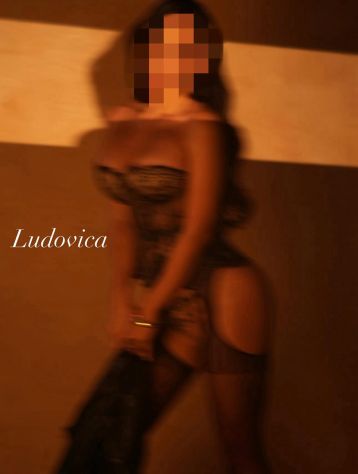 WELLNESS EXPERIENCE DOVE ELEGANZA & CLASSE FANNO DA CORNICE.... - Foto 5 Tel:3455004926