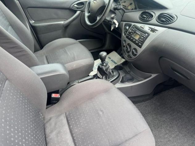 FORD Focus 1.8 TDCi (100CV) cat SW Zetec rif. 23914616 - Foto 8
