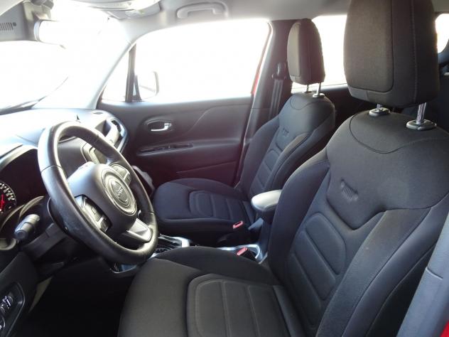 Jeep Renegade 1.4 MultiAir 170CV 4WD Active Drive Limited - Foto 8