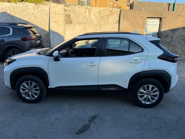 Toyota Yaris Cross 1.5 Hybrid 5p. E-CVT Active 2025 USATO - Foto 10