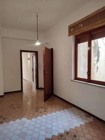 MARSALA APPARTAMENTO DI 100 MQ, 1 PIANO IN CENTRO STORICO - Foto 6