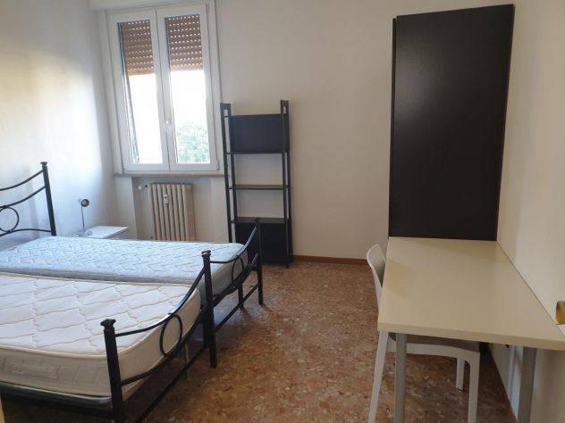 TRILOCALE PER STUDENTI ZONA PARCO DUCALE. - Foto 2