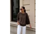 Modella per foto e video abbigliamento