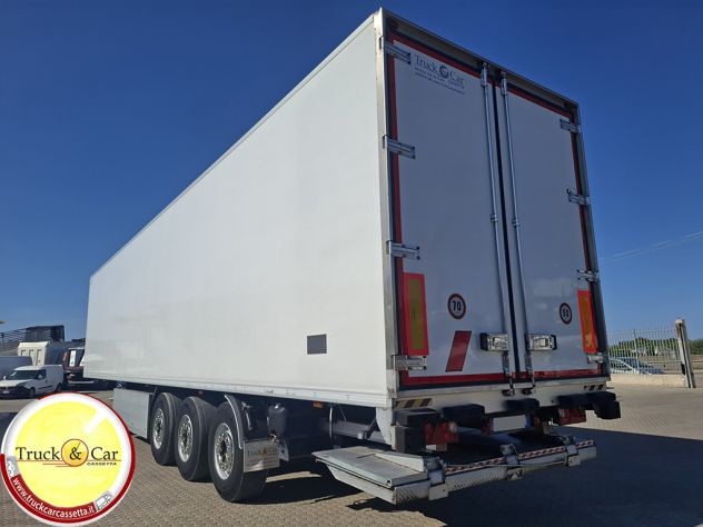 RIF.1356 SEMIRIMORCHIO CARMOSINO – 2010 – ISOTERMICO CON GRUPPO FRIGO E SPONDA C - Foto 4