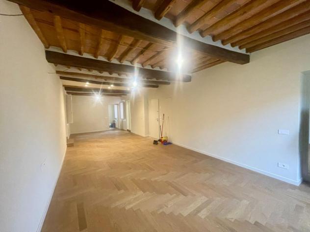 Appartamento in vendita a Lucca 185 mq Rif: 1393013 - Foto 2