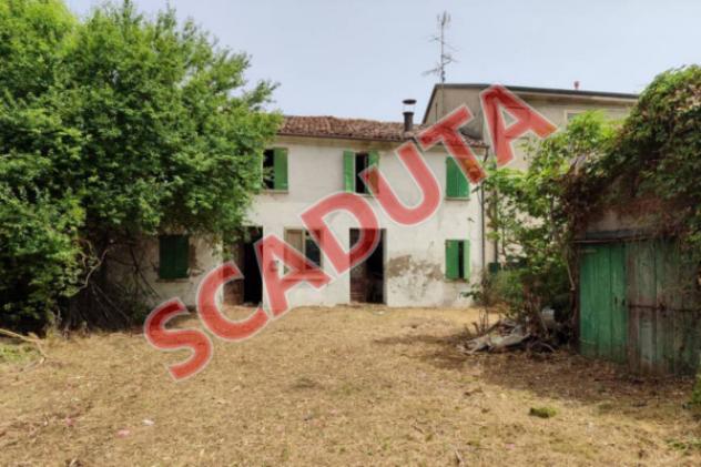 Immobile in asta di 355 m² in vendita a Poggio Rusco