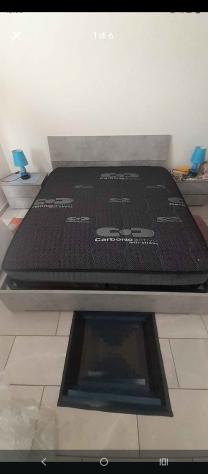 Materasso matrimoniale carbonio antistress valore 4000 vendo a 1600