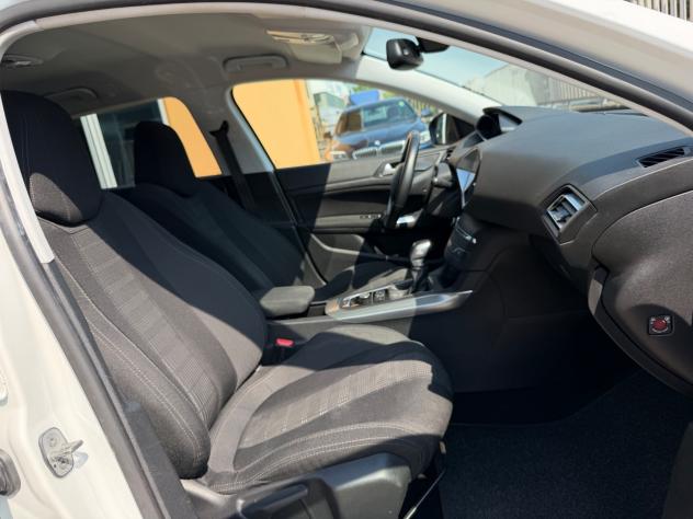 Peugeot 308 BlueHDi 120 S&S EAT6 SW Allure - Foto 10