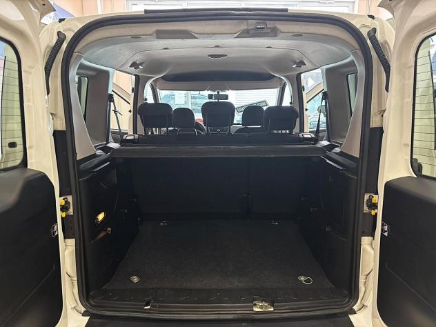 Fiat Dobl1.6 MJT N1 5p AUTOCARR - Foto 10