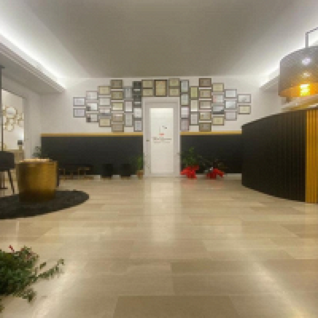 The Queen Beauty Center - Centro Estetico